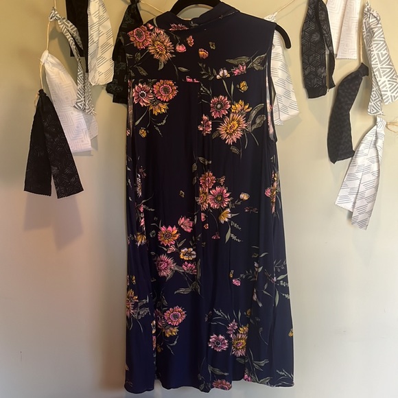 Sleeveless button down dress with pockets - Picture 4 of 4